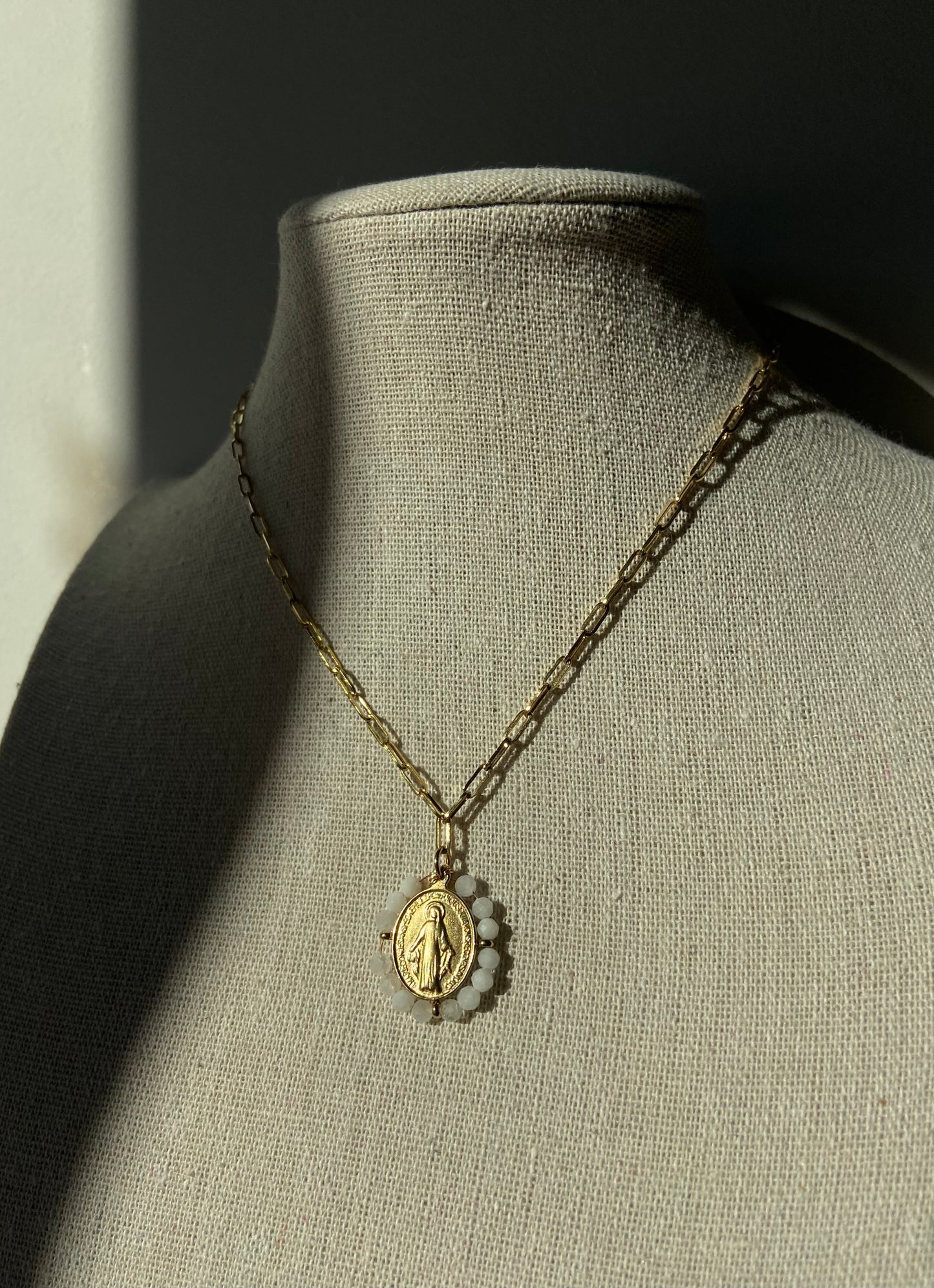 Collar La Milagrosa