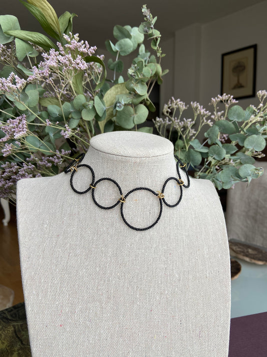 Choker Bolitas Negro