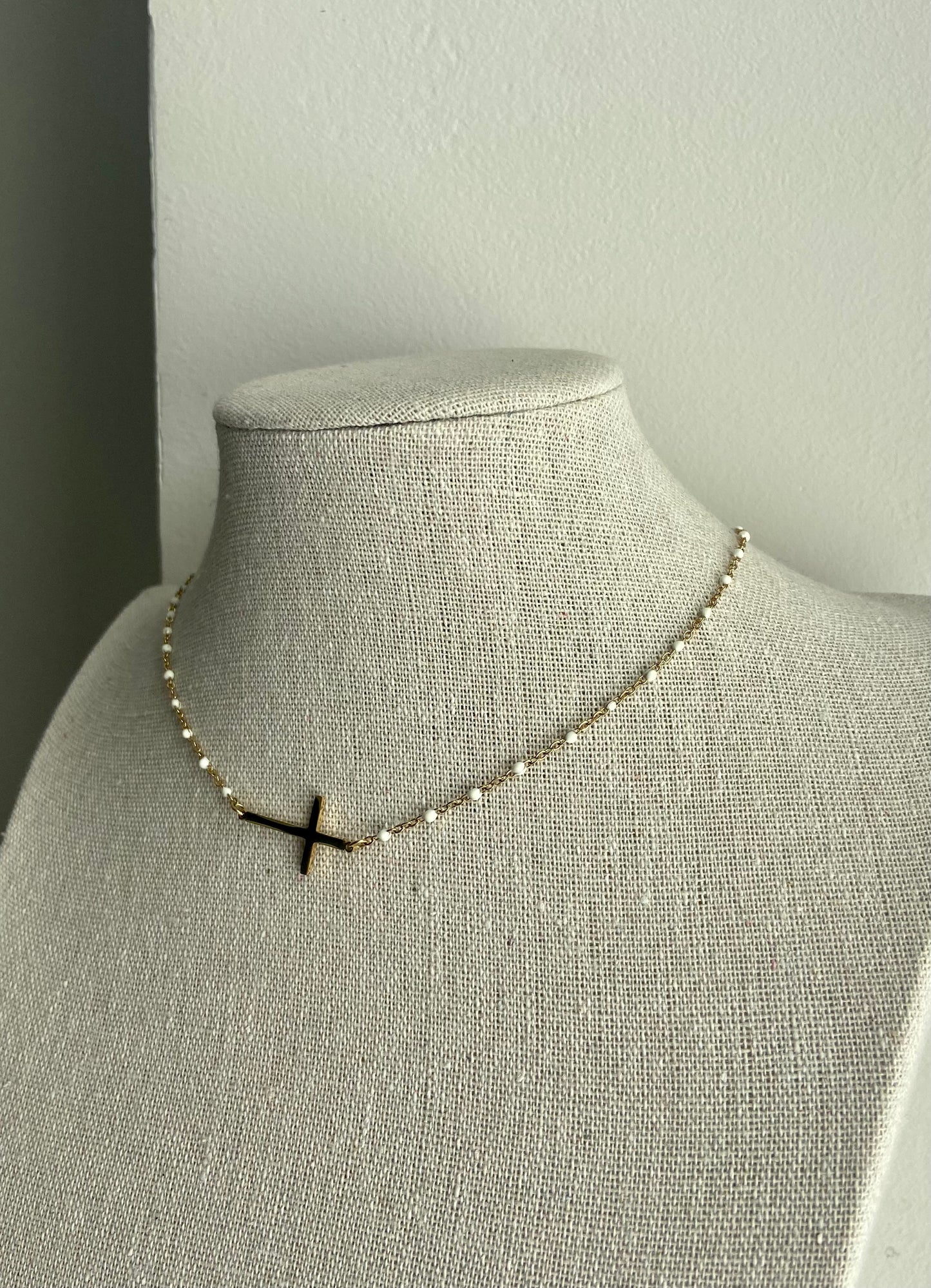 Collar Cruz